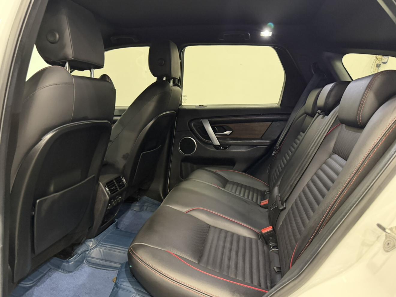 Land Rover Discovery Sport 2022 thumb 7