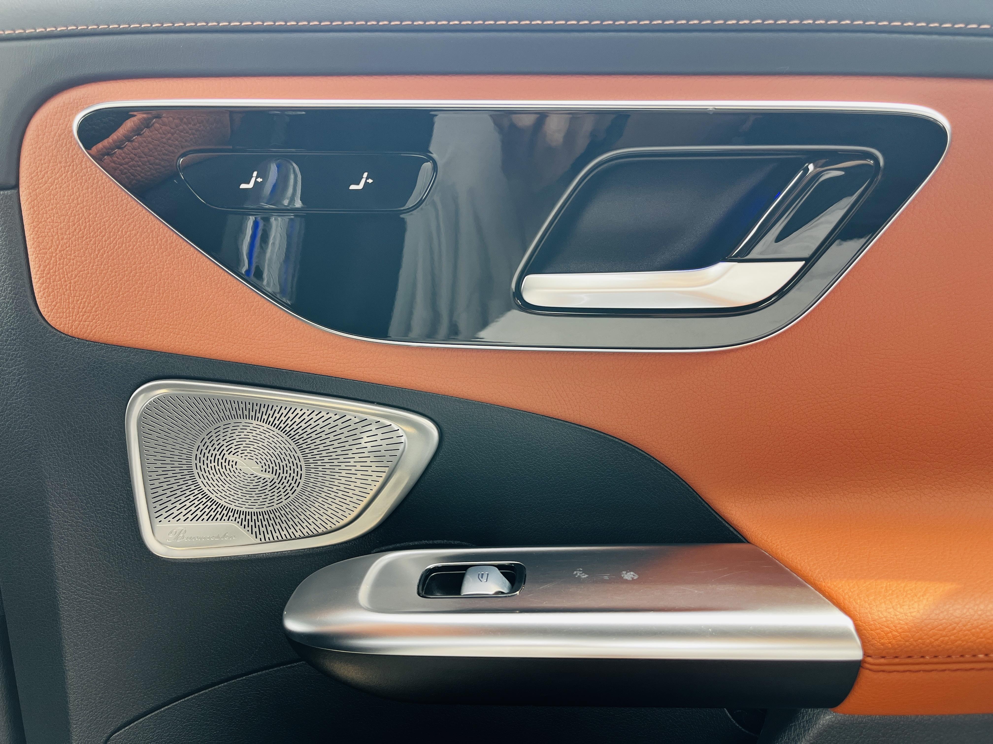Mercedes-Benz C-Class 2024 thumb 12