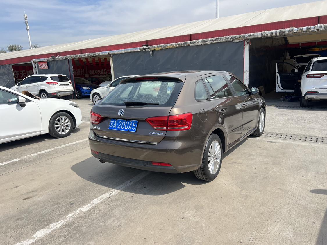 Volkswagen Lavida 2014 thumb 4