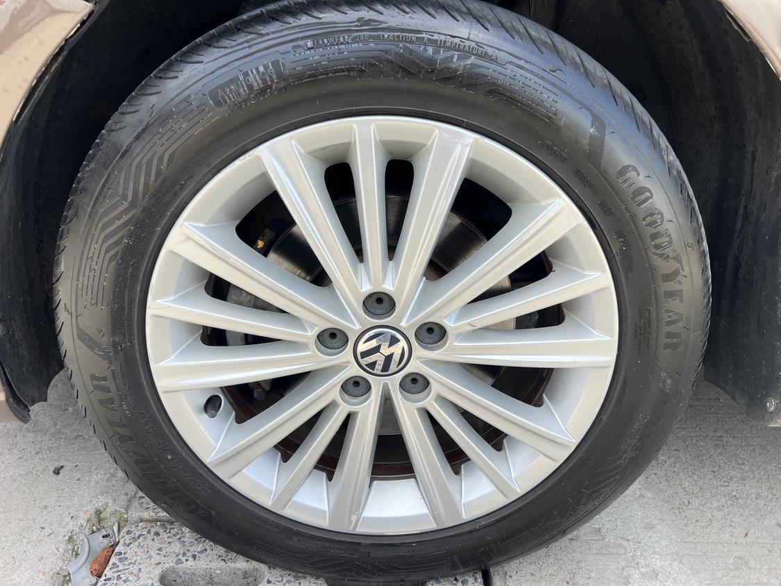 Volkswagen Lavida 2014 thumb 5