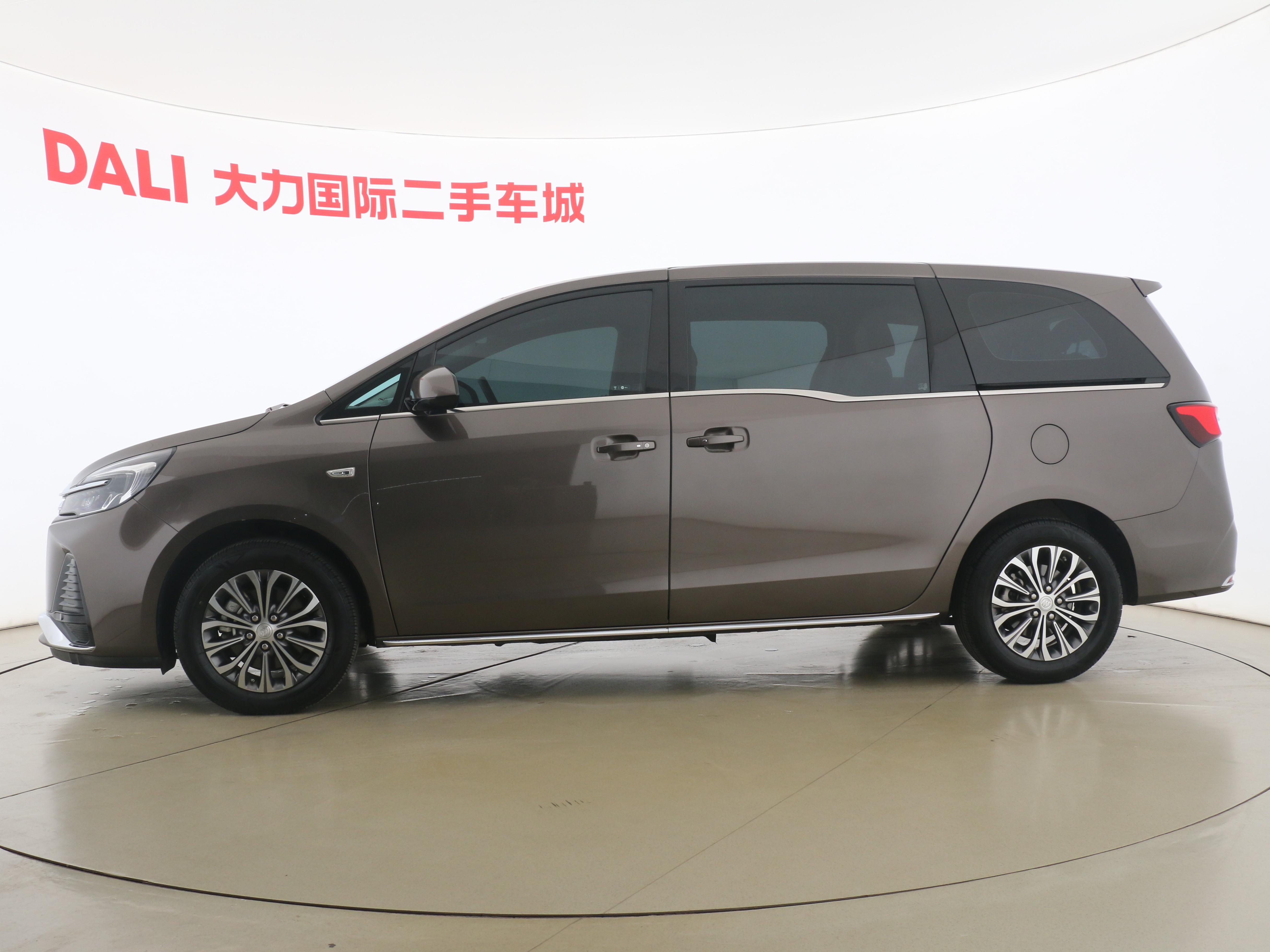 Buick GL8 2023 thumb 2