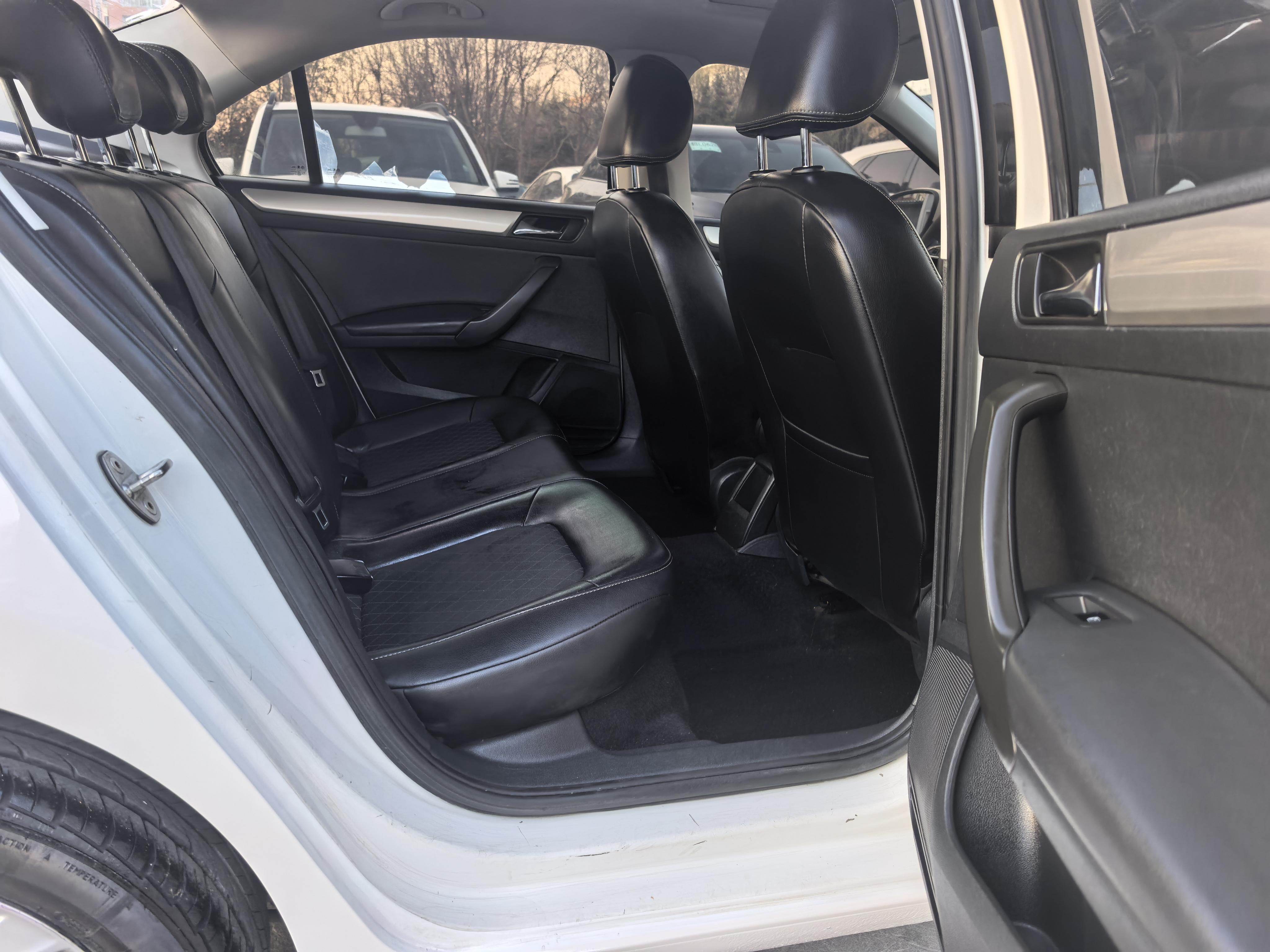 Skoda Xin Rui 2019 thumb 5