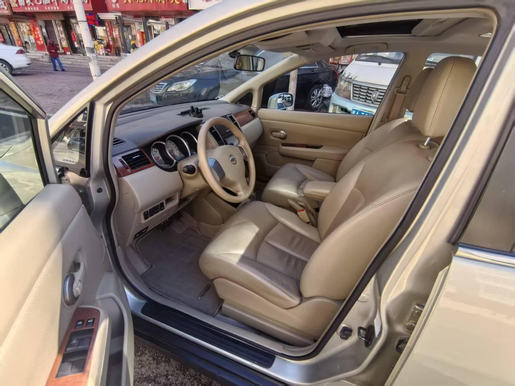 Nissan Tiida 2009 thumb 6