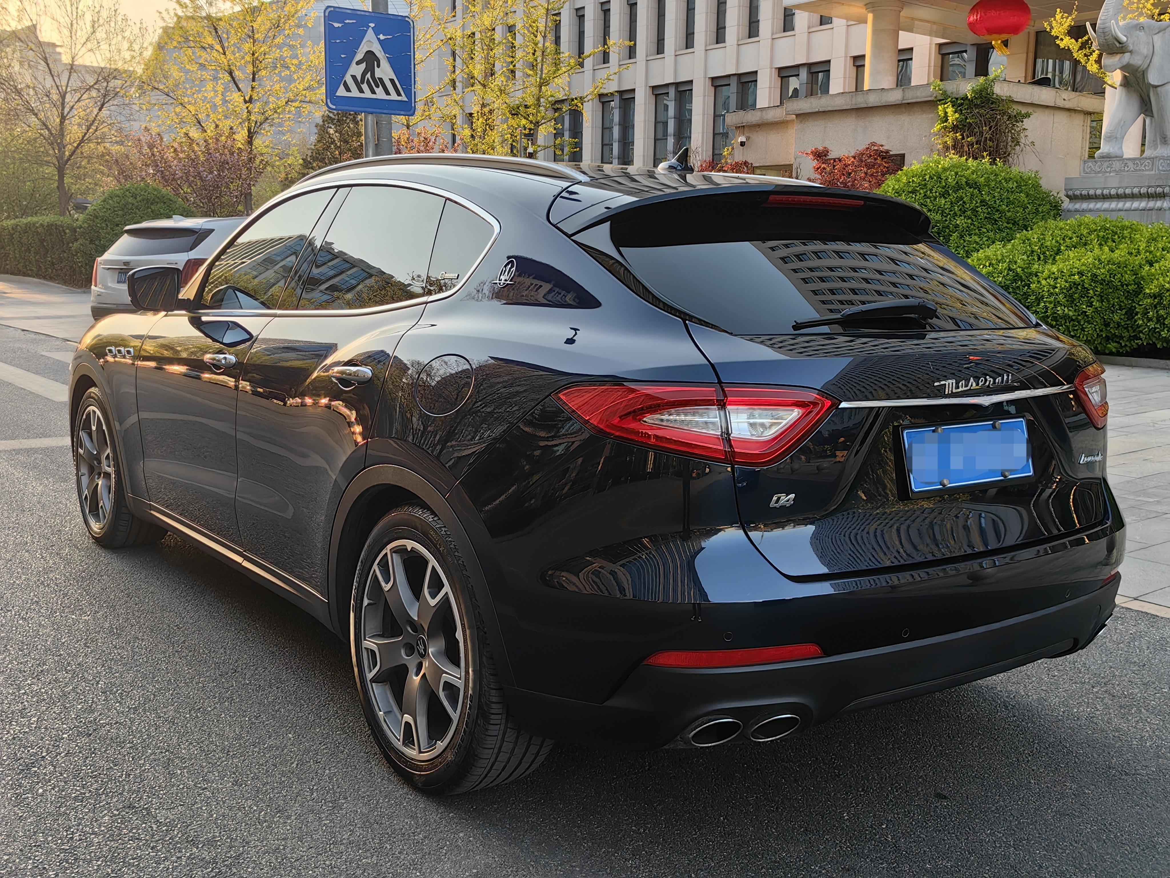 Maserati Levante 2021 thumb 3