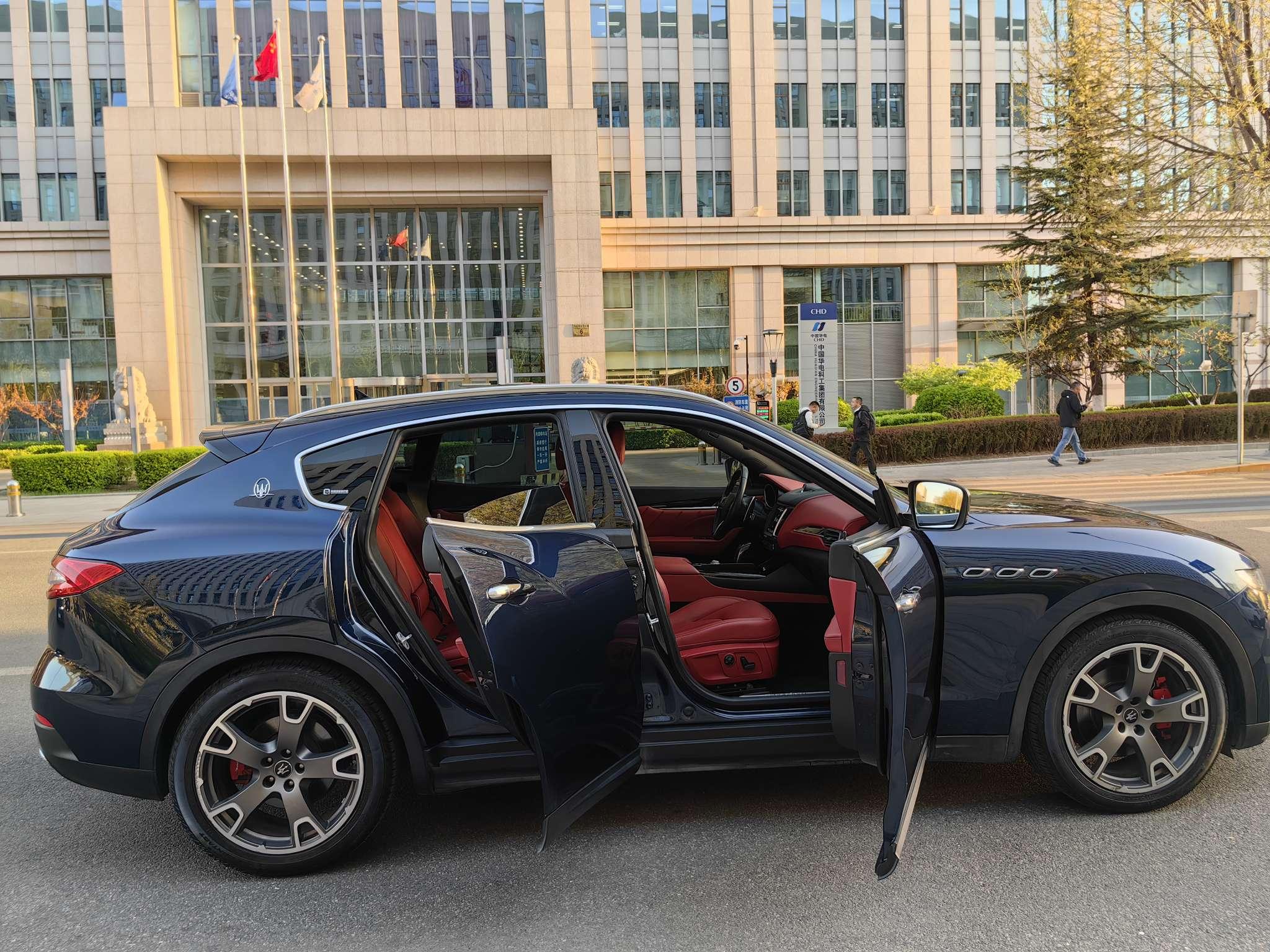 Maserati Levante 2021 thumb 7