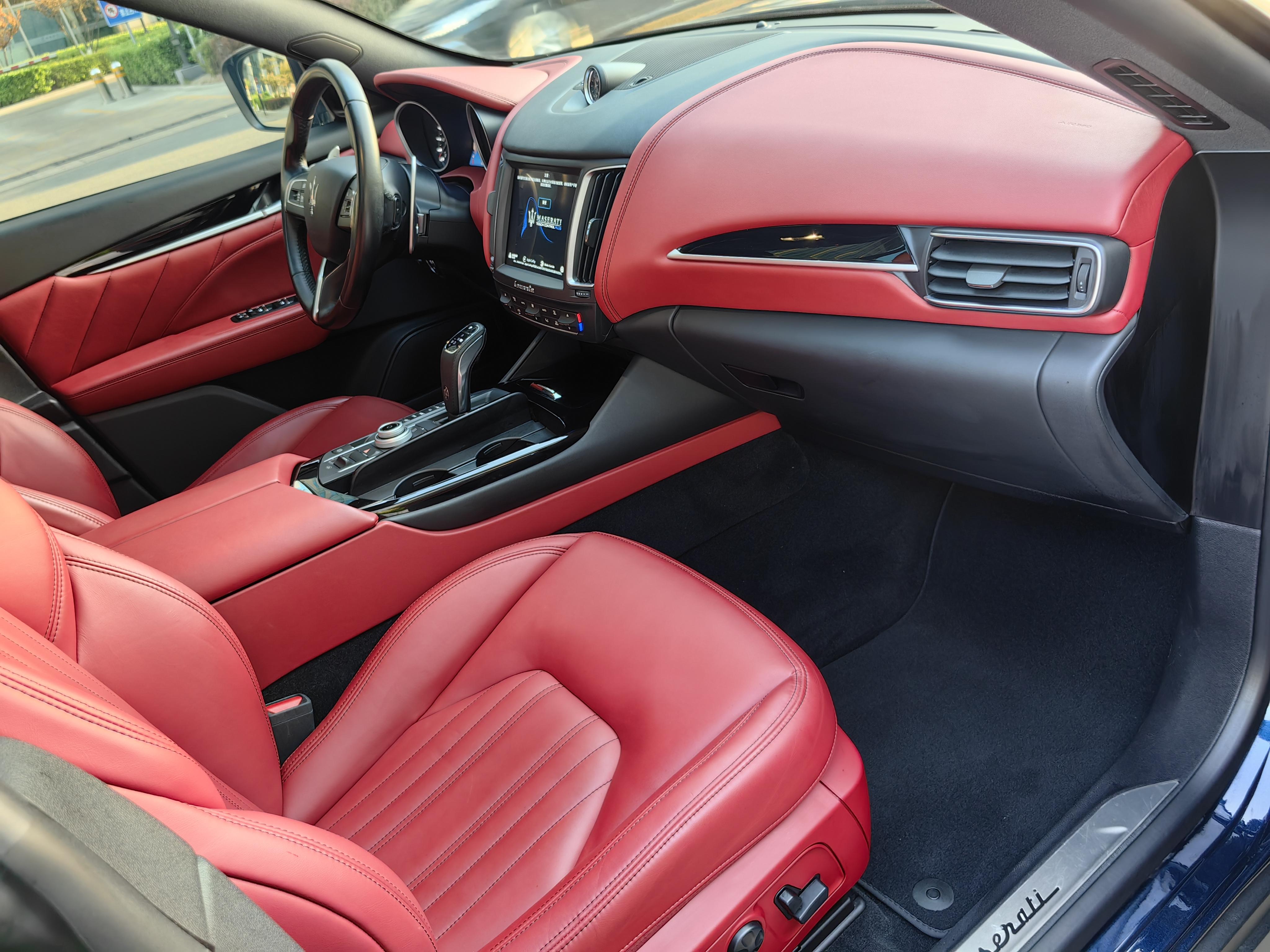 Maserati Levante 2021 thumb 12