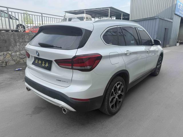 BMW X1 2022 thumb 4
