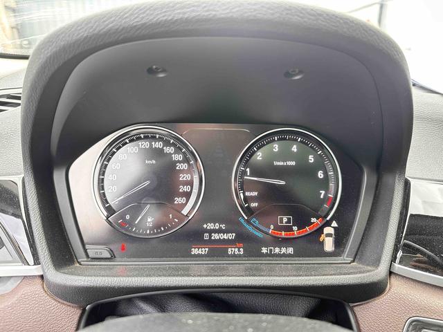 BMW X1 2022 thumb 6