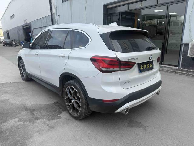 BMW X1 2022 thumb 12