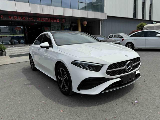 Mercedes-Benz A-Класс 2023 thumb 10
