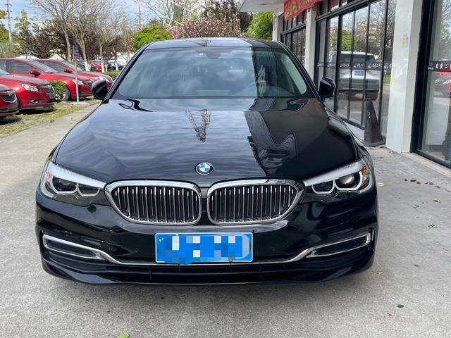 BMW 5 серии 2019 thumb 5