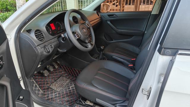 Volkswagen Jetta 2015 thumb 5