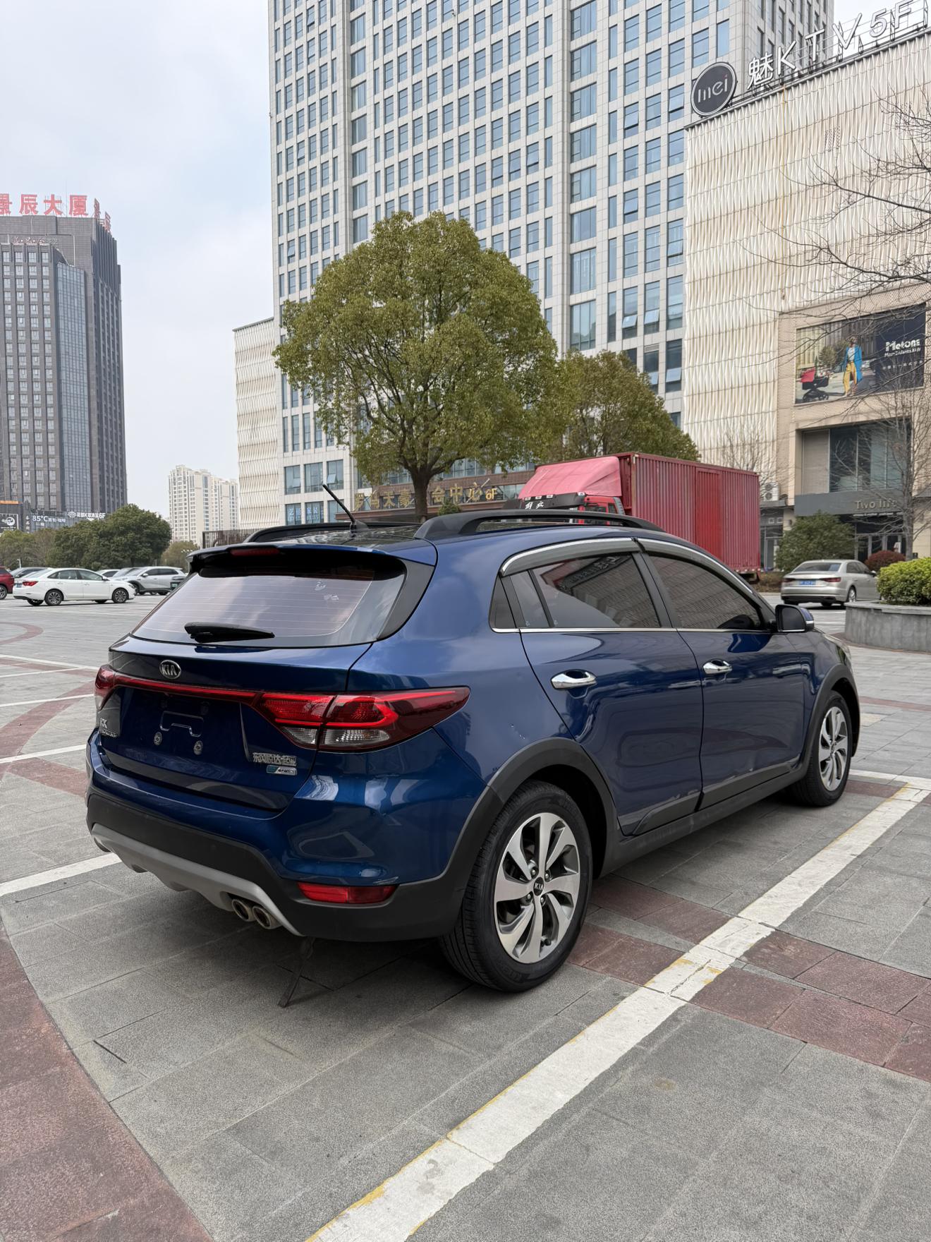 Kia Rio 2019 thumb 4