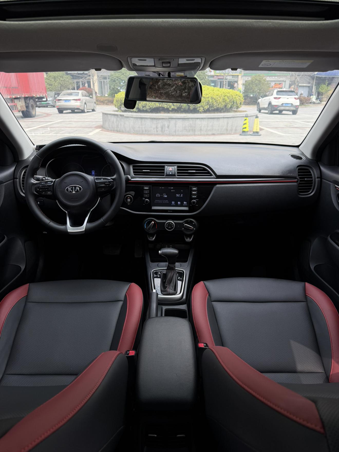 Kia Rio 2019 thumb 7
