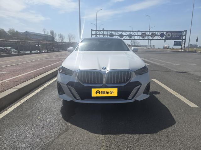BMW 5 серии 2024 thumb 7