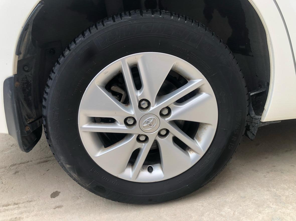 Toyota Corolla Rumion 2014 thumb 5