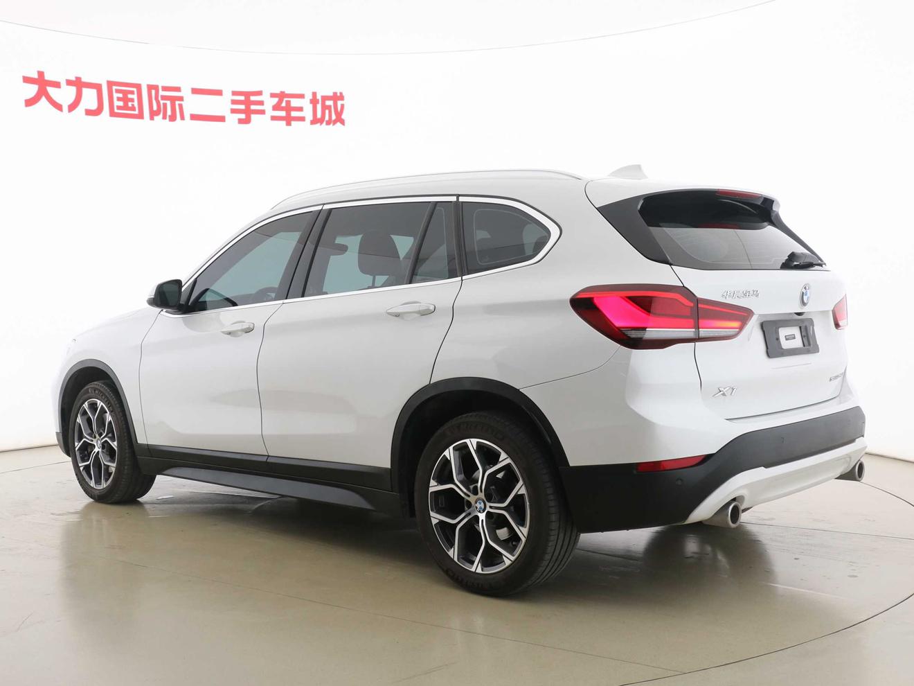 BMW X1 2021 thumb 3