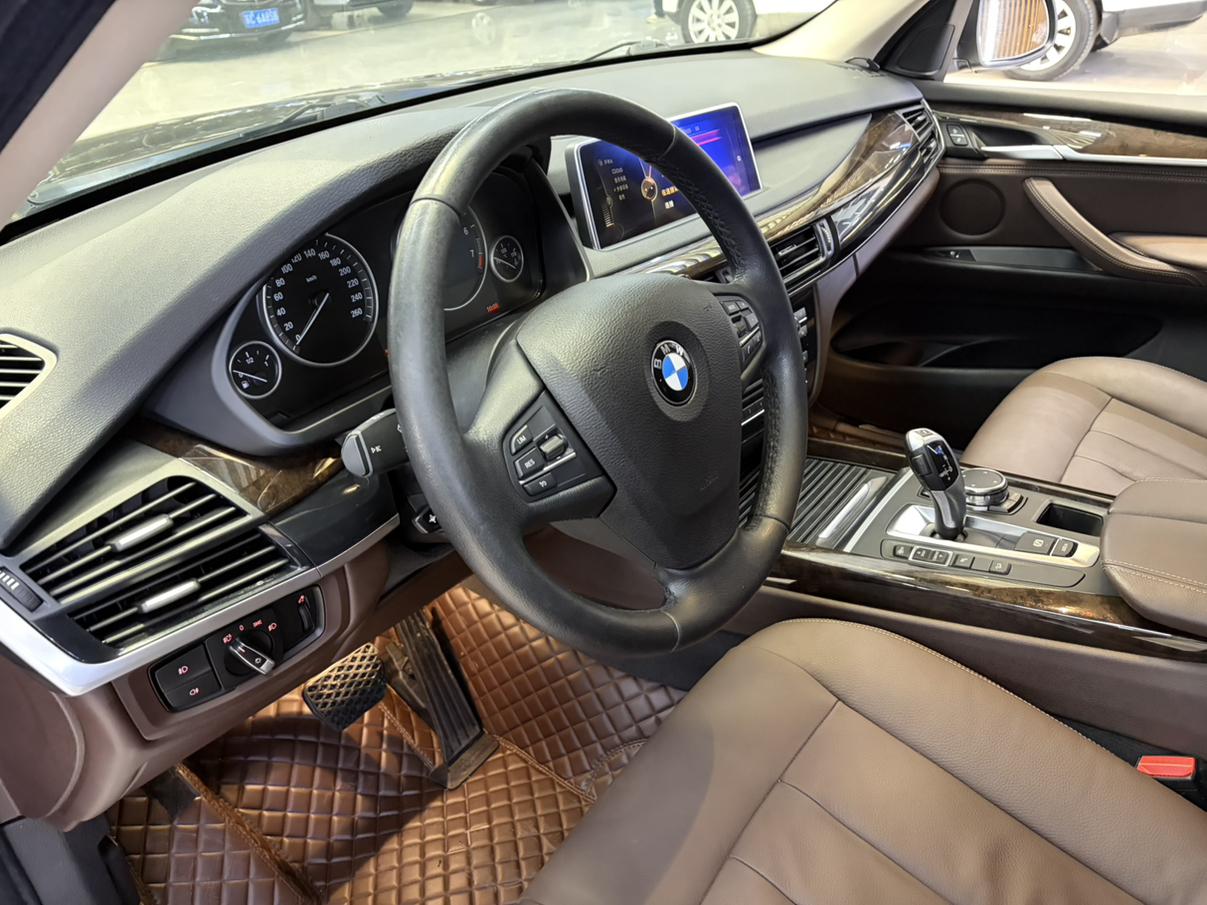 BMW X5 2015 thumb 8