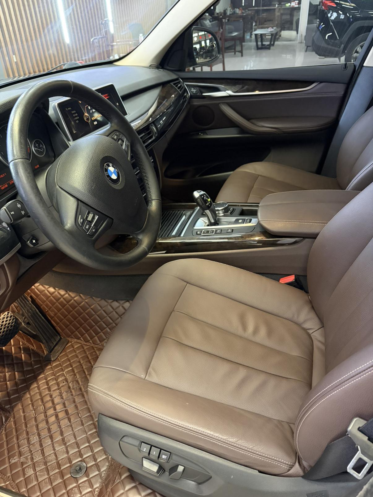 BMW X5 2015 thumb 9