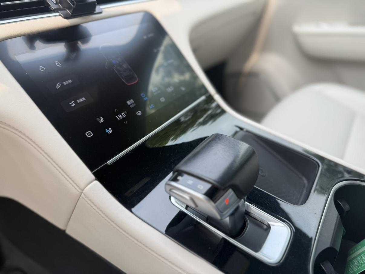 Lixiang (Li Auto) One 2021 thumb 11