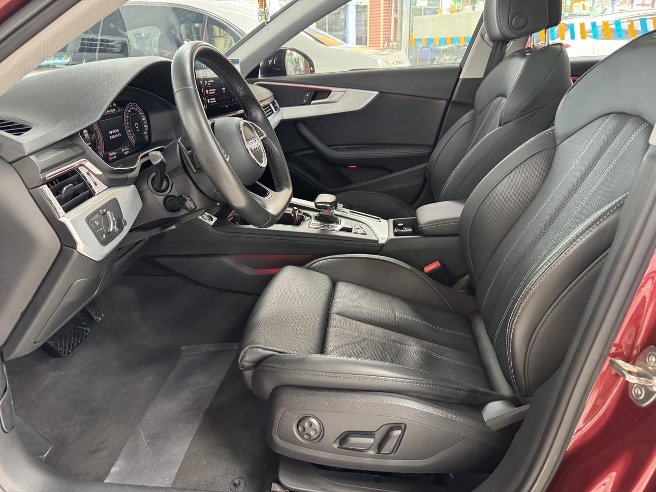Audi A4 2020 thumb 8
