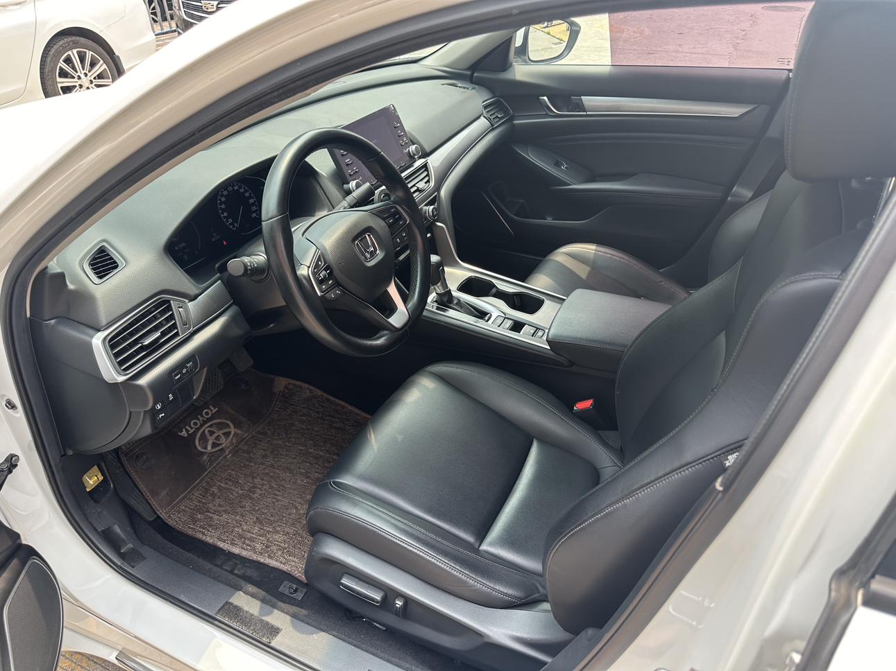 Honda Accord 2018 thumb 6