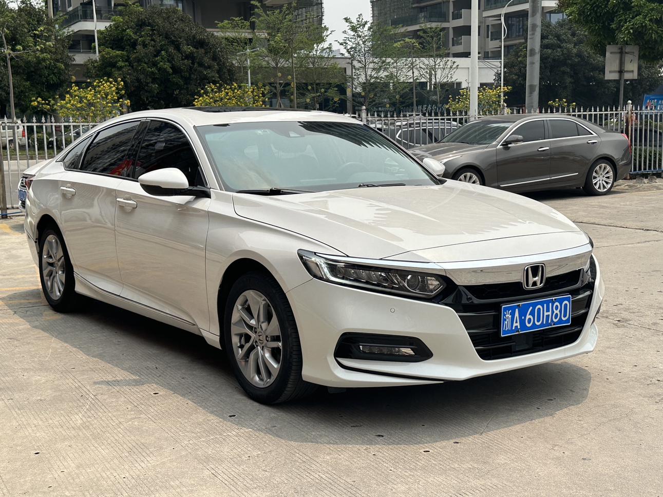 Honda Accord 2018 thumb 10