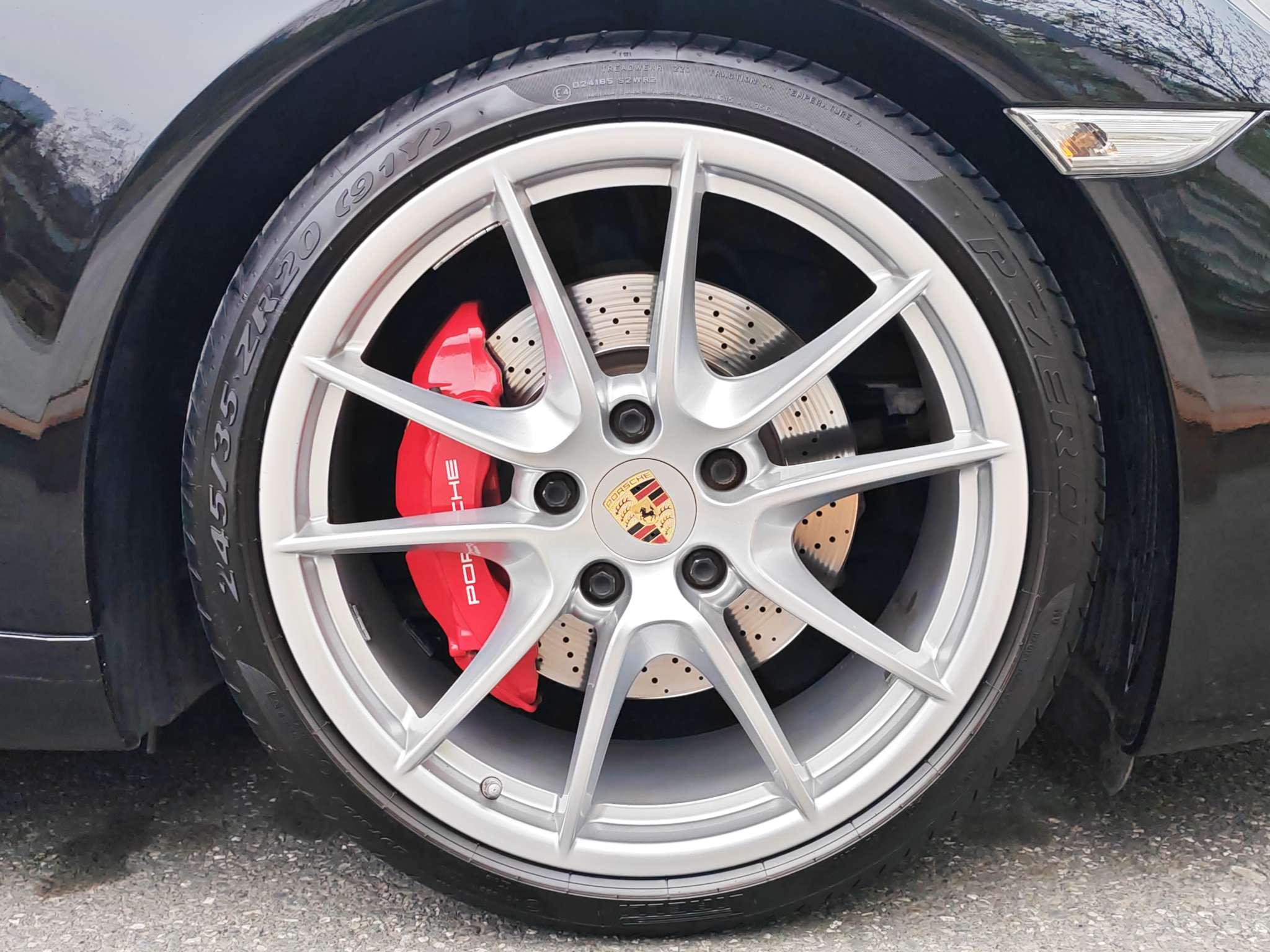Porsche 911 2012 thumb 5