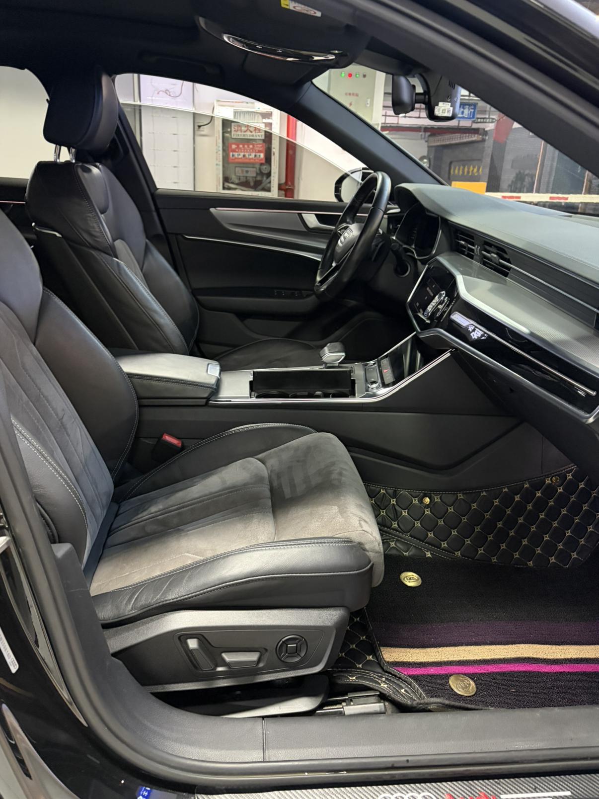 Audi A6 2022 thumb 7