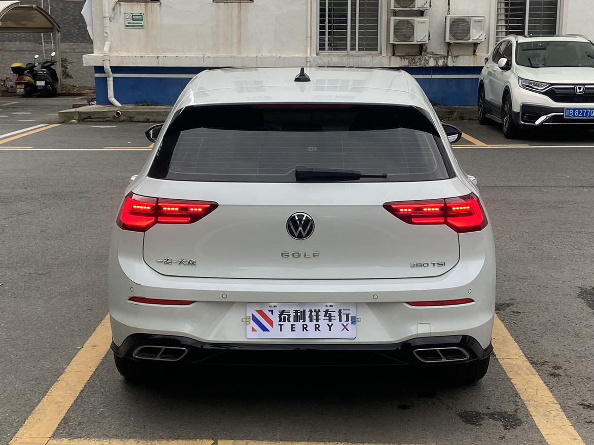 Volkswagen Golf Sportsvan 2023 thumb 4