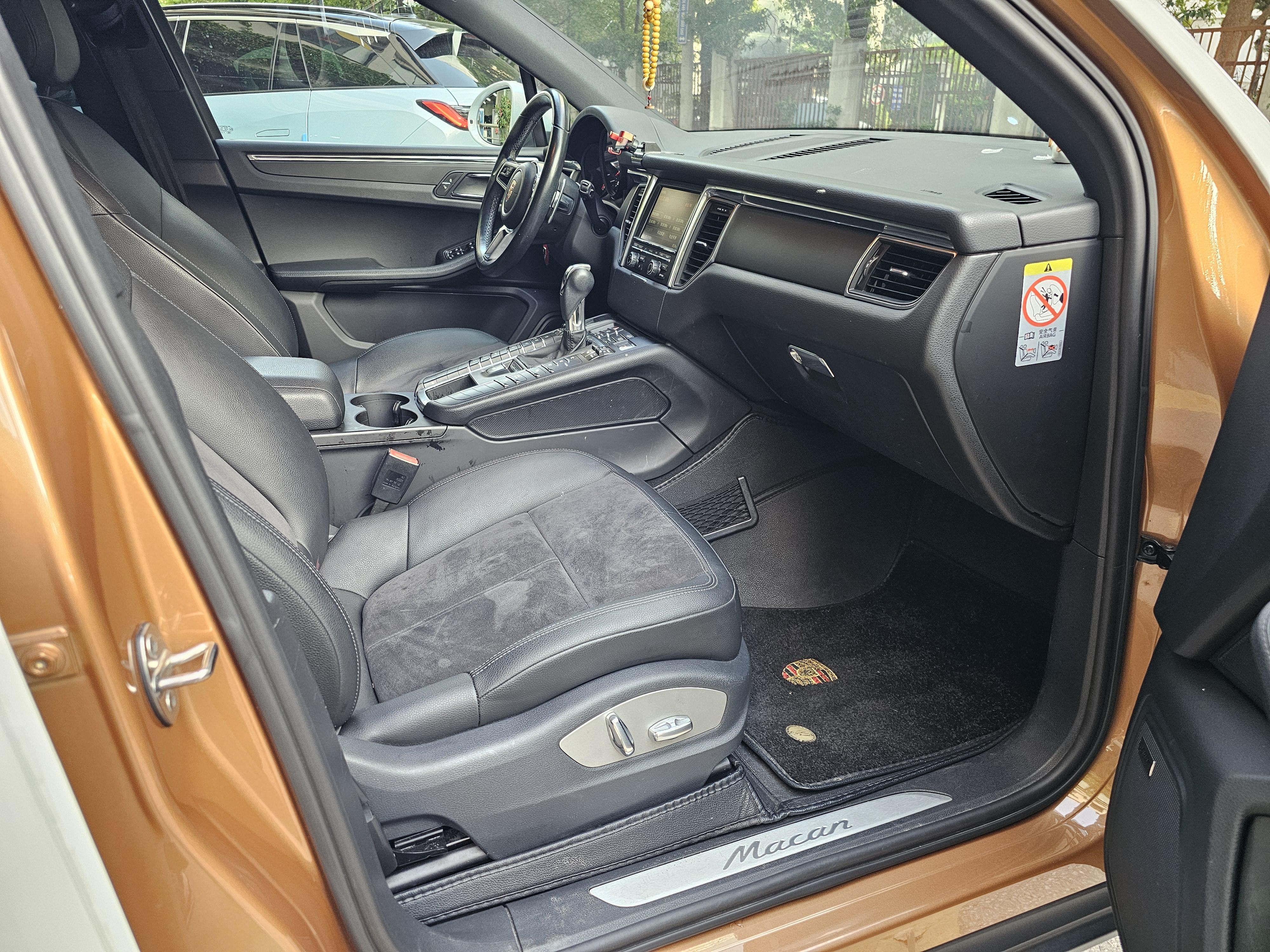 Porsche Macan 2014 thumb 6
