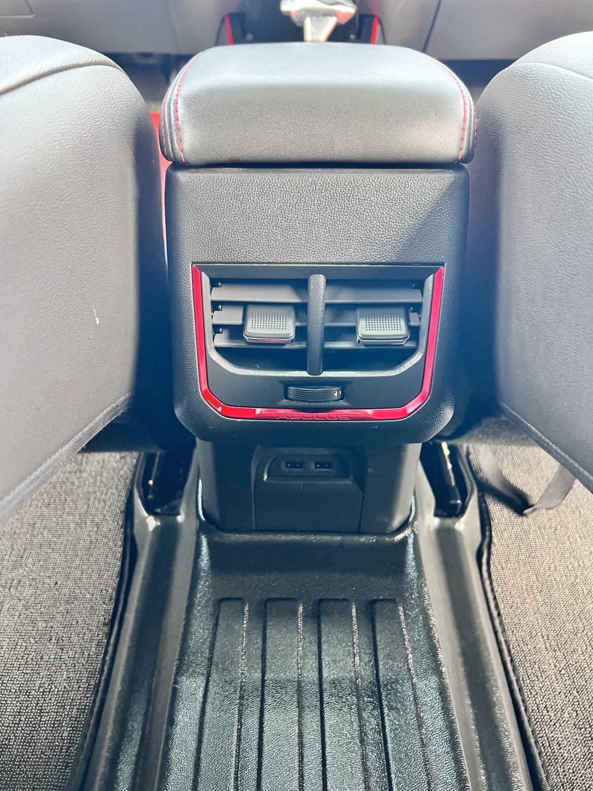 Dongfeng Aeolus Yixuan GS 2021 thumb 8