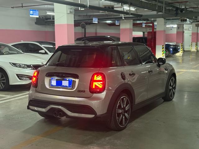 Mini Hatch 2022 thumb 11