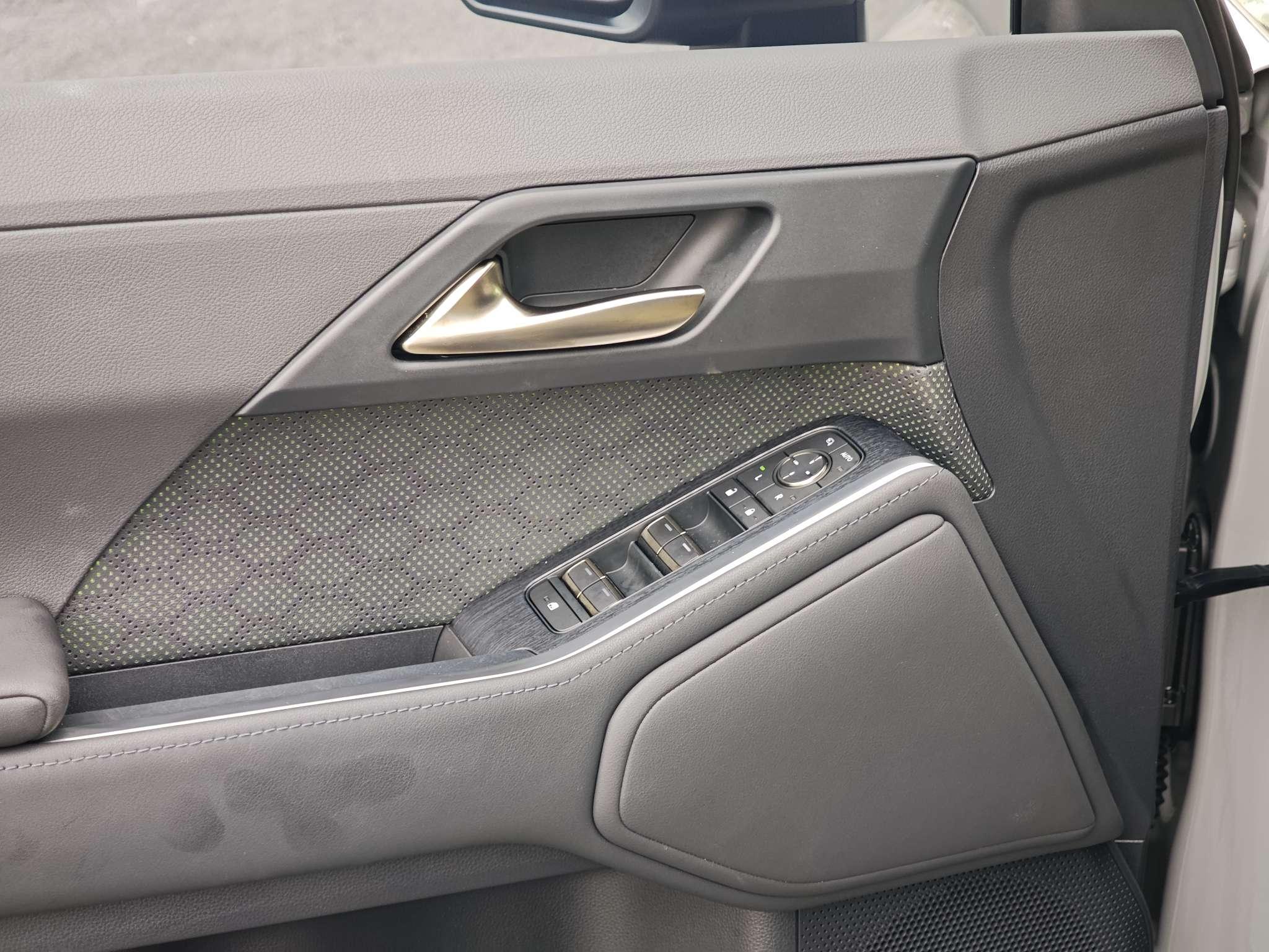 Lexus GX 2024 thumb 8