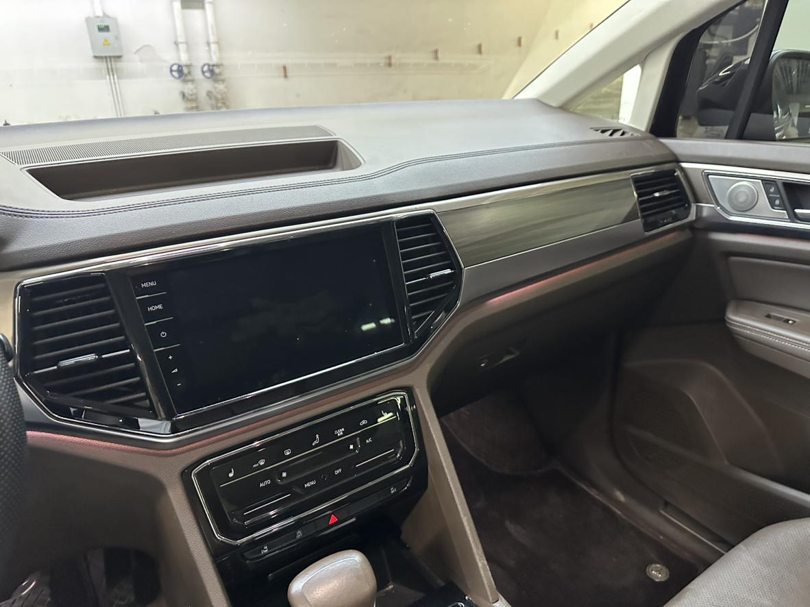 Volkswagen Viloran 2020 thumb 5