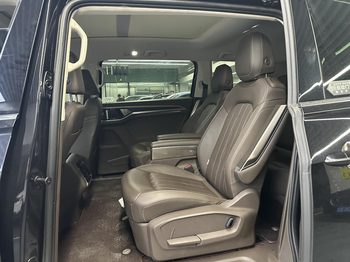 Volkswagen Viloran 2020 thumb 11