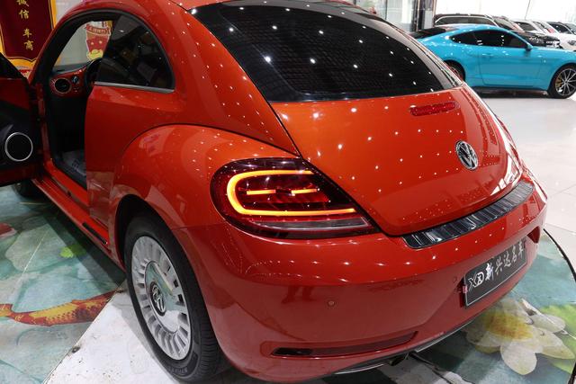 Volkswagen Beetle 2018 thumb 2