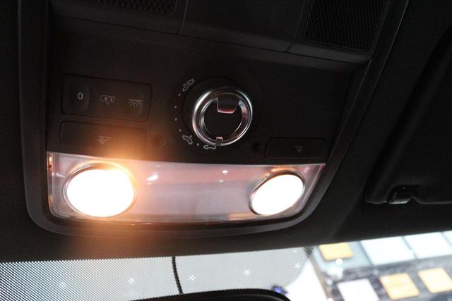 Volkswagen Beetle 2018 thumb 9