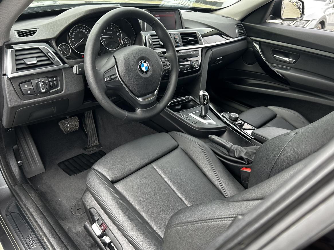 BMW 3 серии 2018 thumb 6