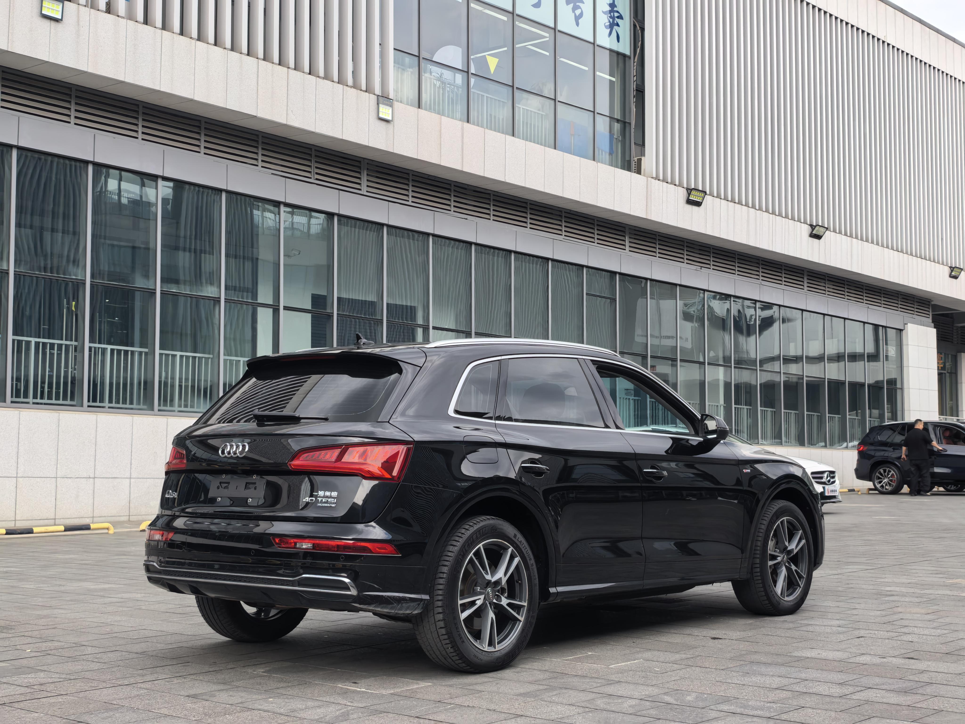 Audi Q5 2020 thumb 5