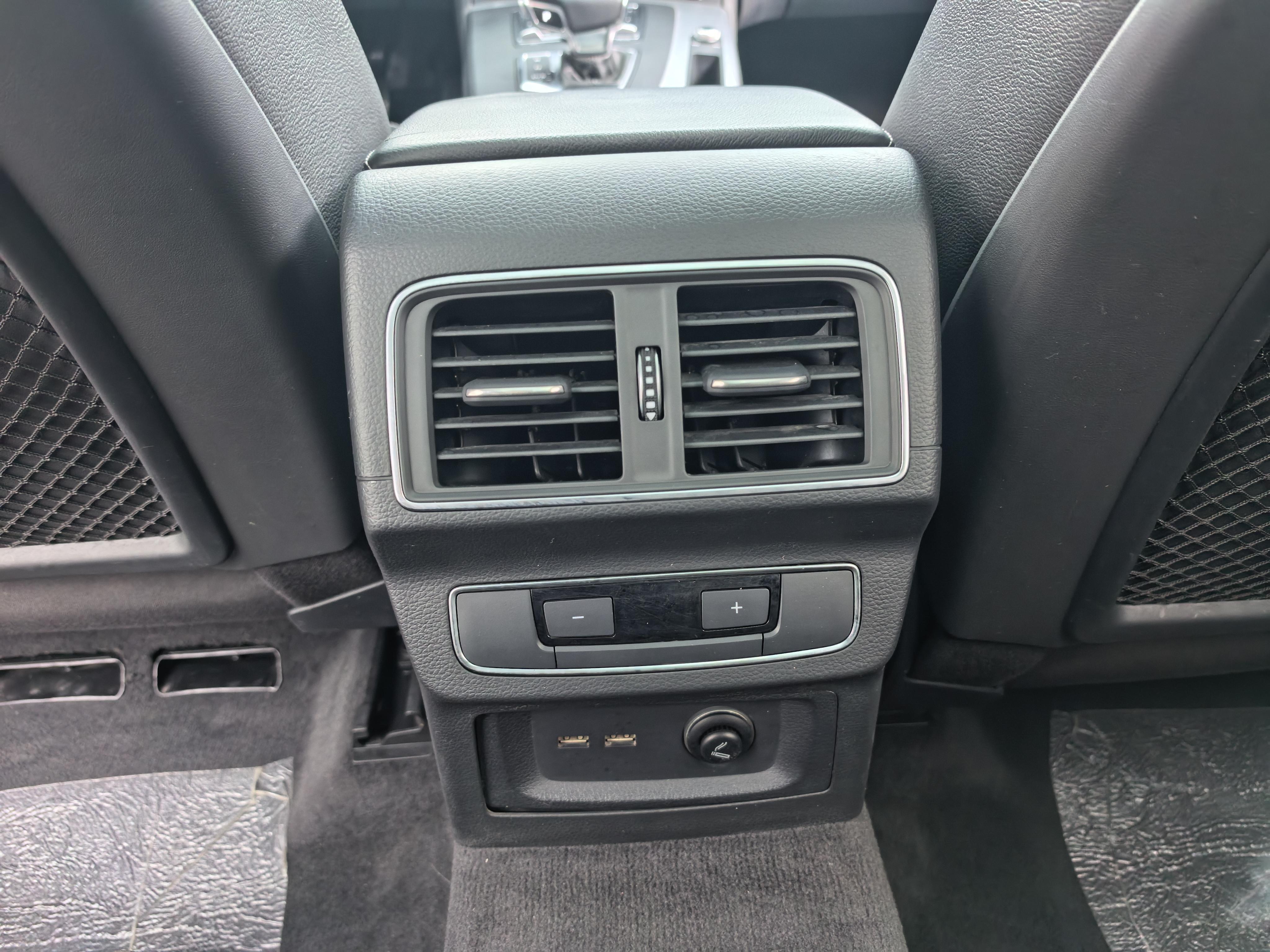 Audi Q5 2020 thumb 6
