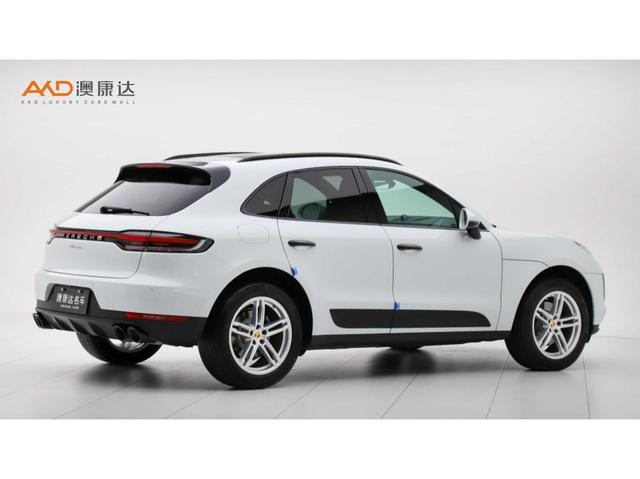Porsche Macan 2020 thumb 2