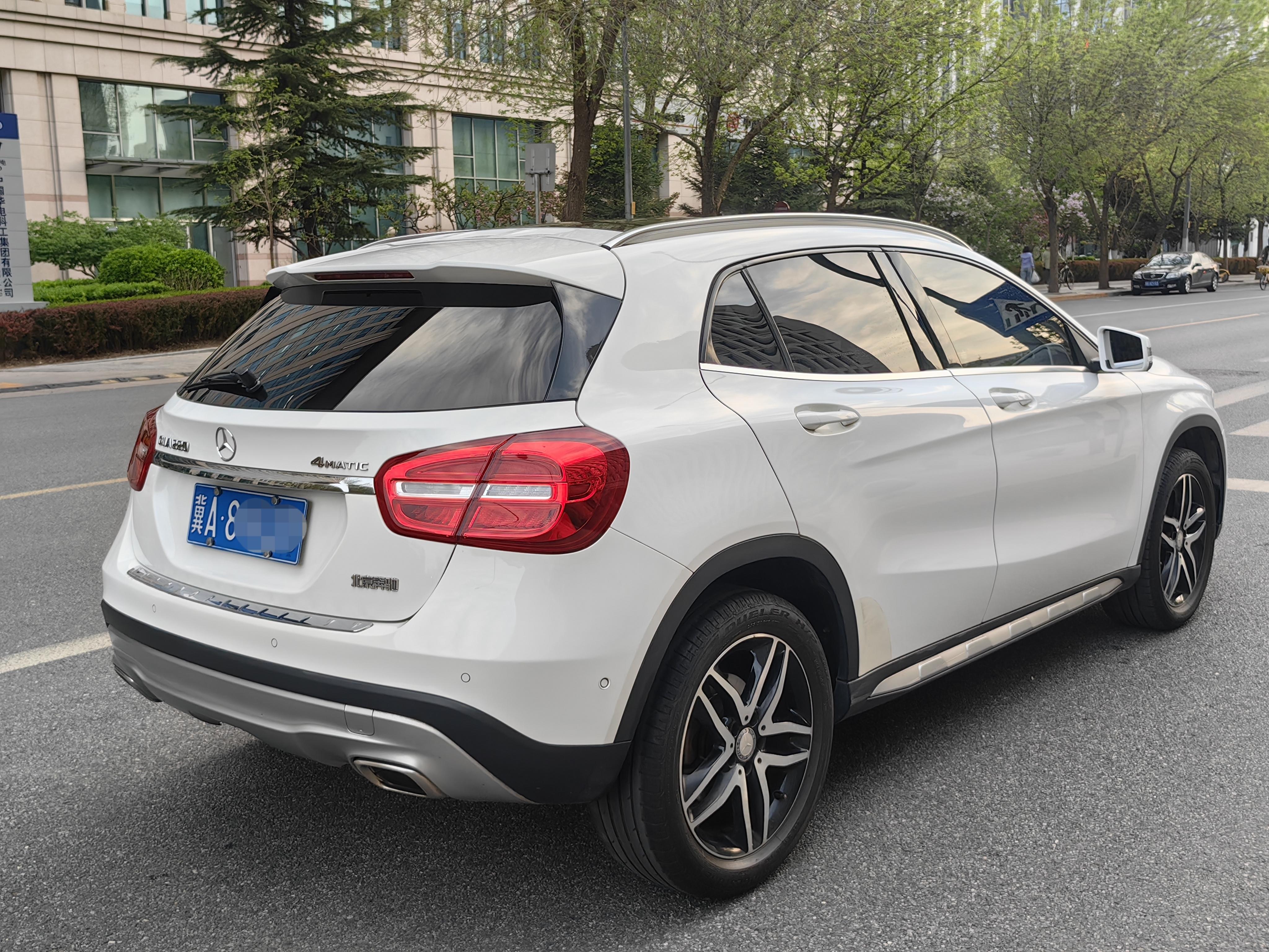 Mercedes-Benz GLA 2017 thumb 5