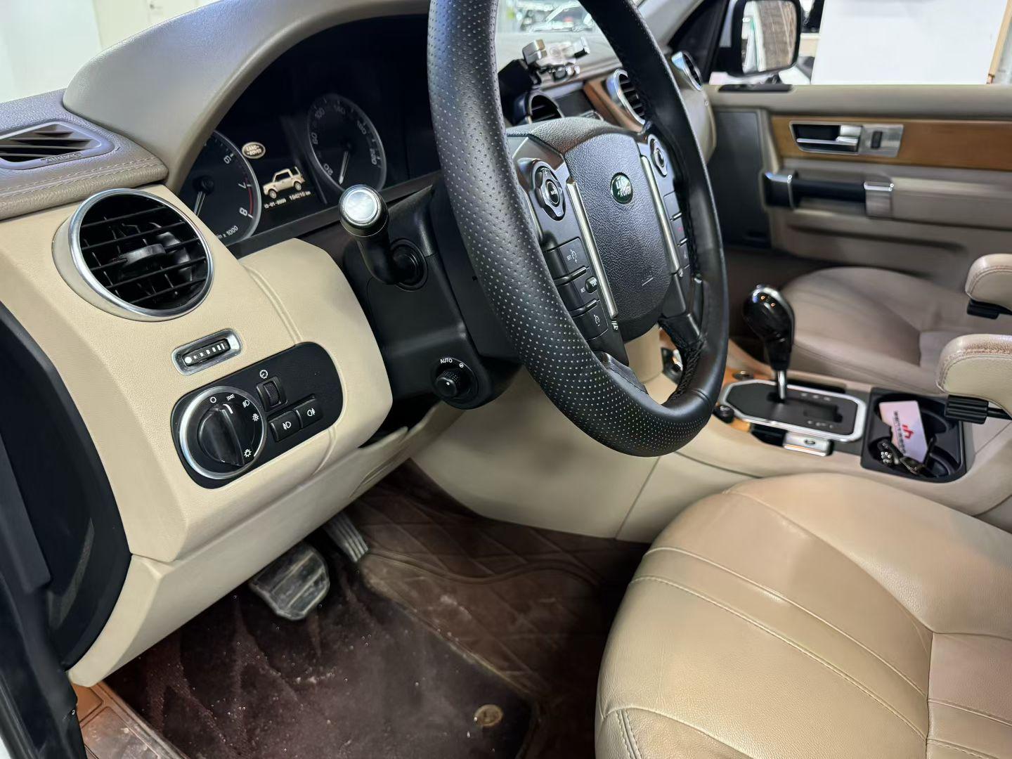 Land Rover Discovery 2012 thumb 5