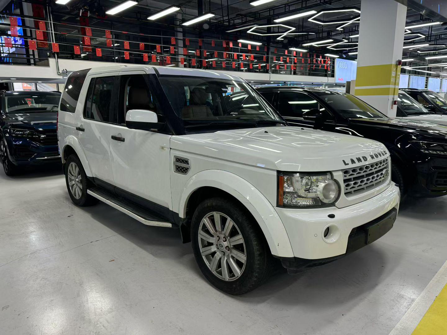 Land Rover Discovery 2012 thumb 10