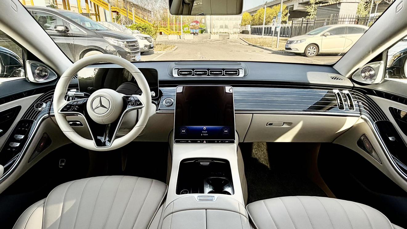 Mercedes-Benz S-Класс 2023 thumb 8