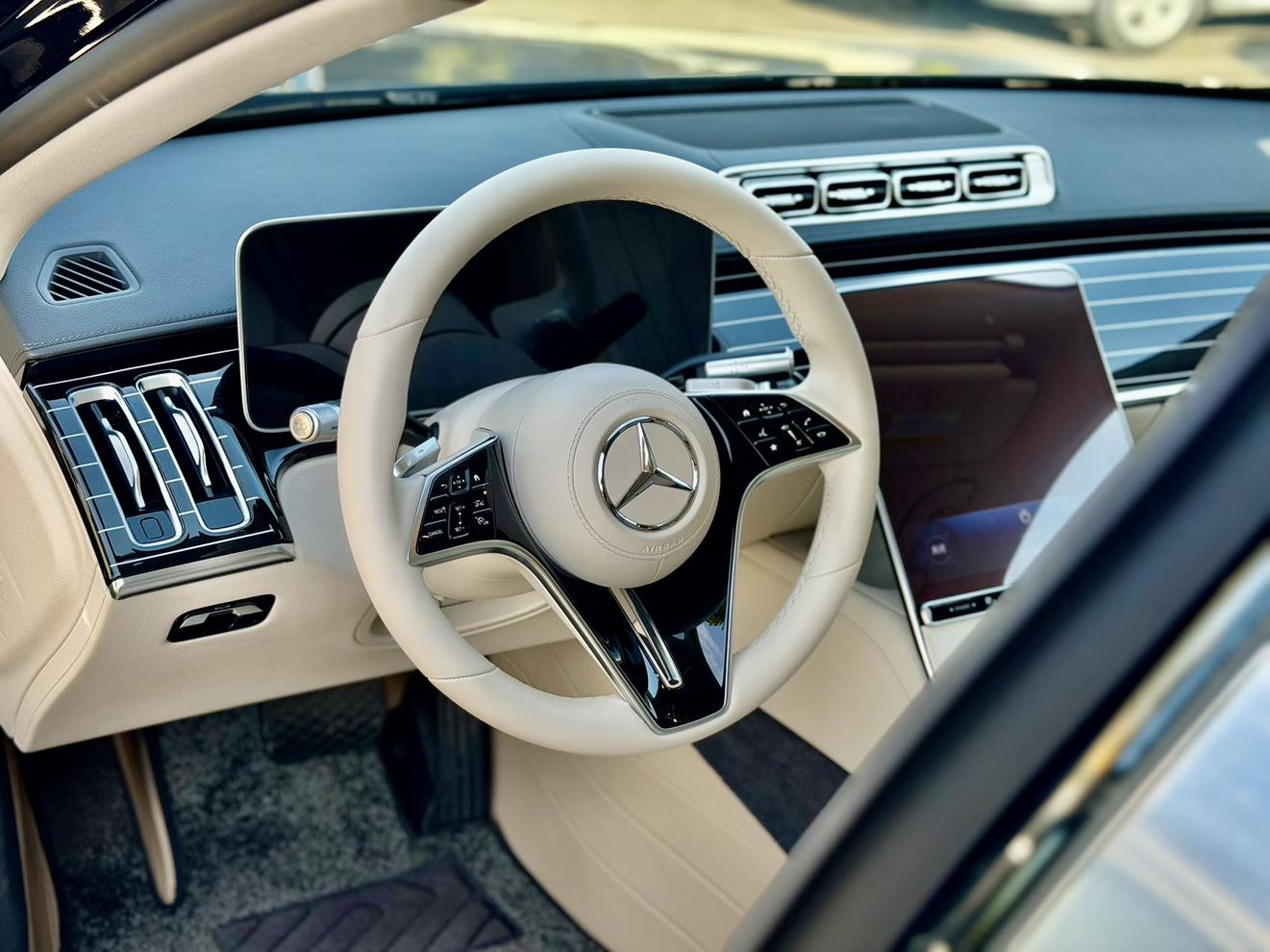 Mercedes-Benz S-Класс 2023 thumb 9