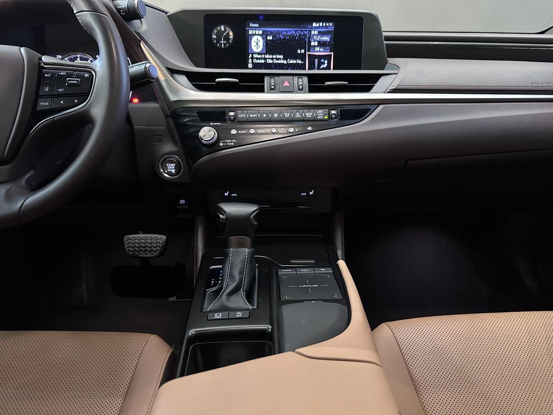Lexus ES 2020 thumb 5