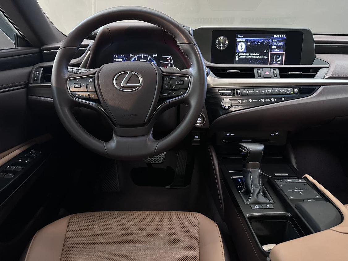 Lexus ES 2020 thumb 9