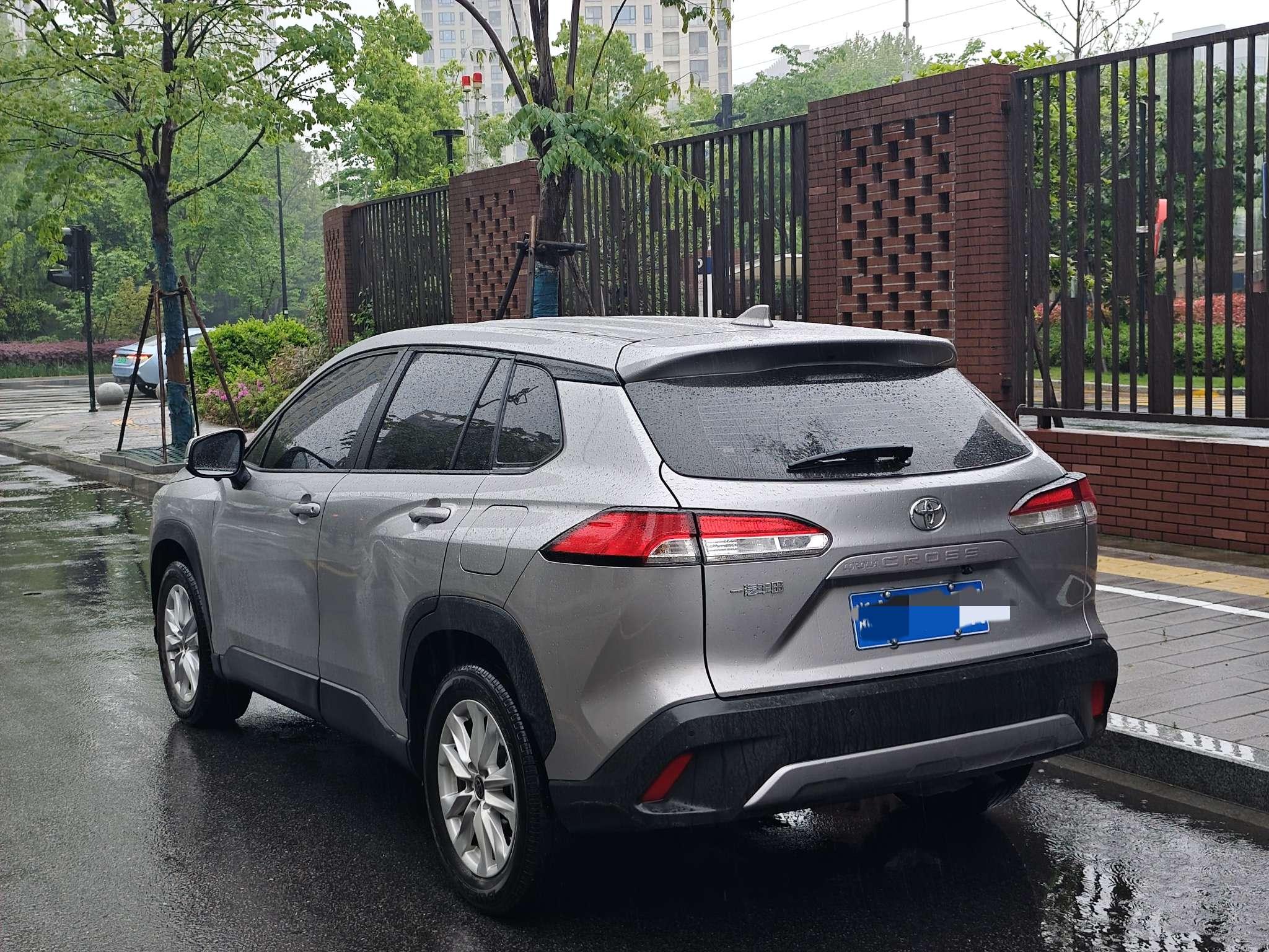 Toyota Corolla 2023 thumb 3